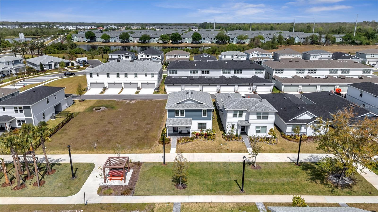 Image 53 of 59 For 10836 Waterwood Alley