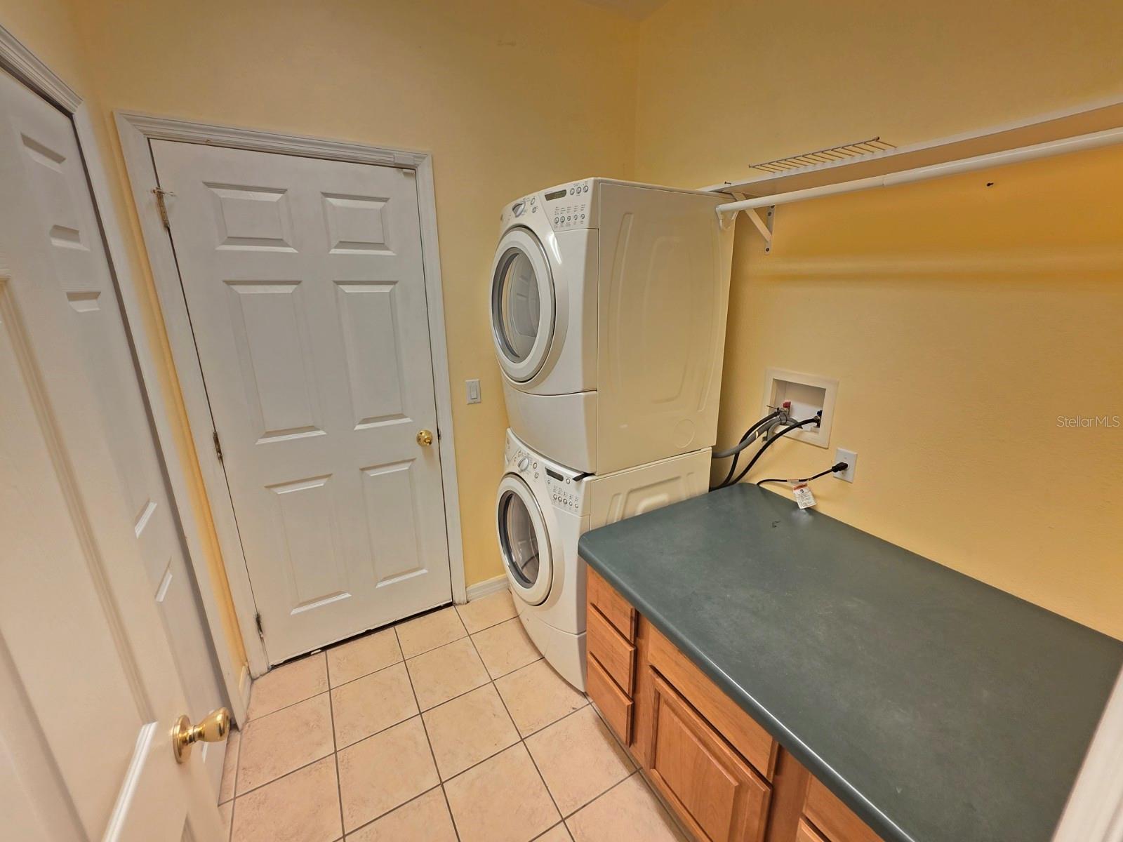 Image 17 of 32 For 2711 Star Grass Circle