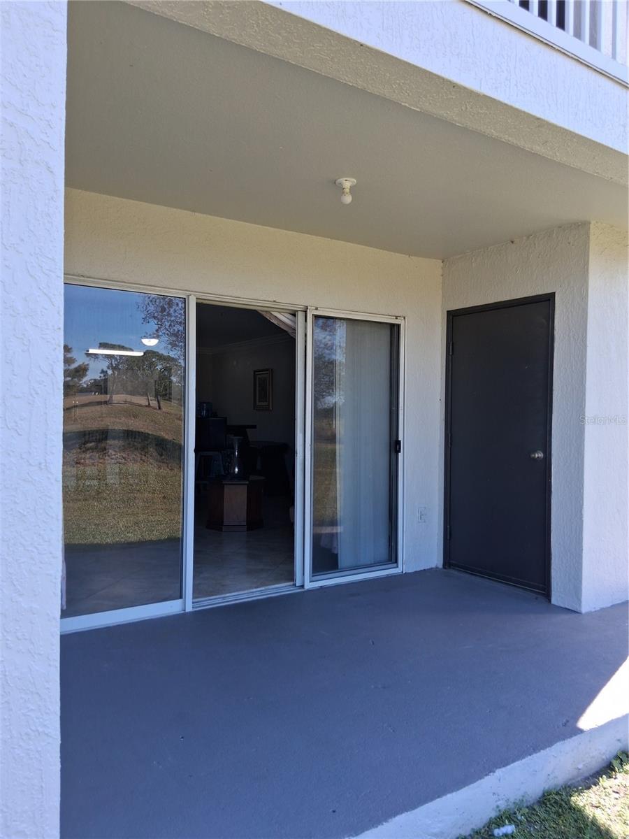 Image 20 of 35 For 13827 Fairway Island Dr.  1213