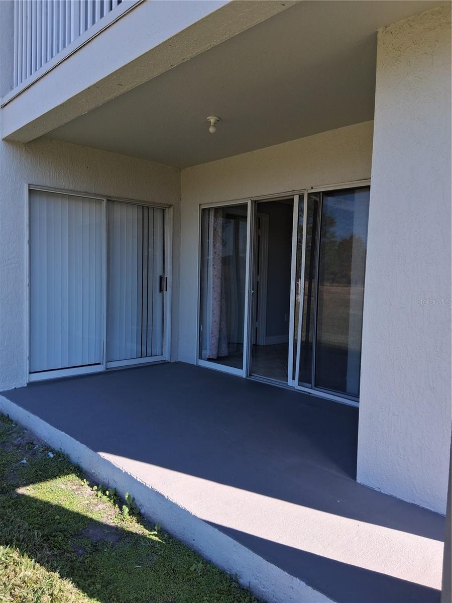 Image 21 of 35 For 13827 Fairway Island Dr.  1213