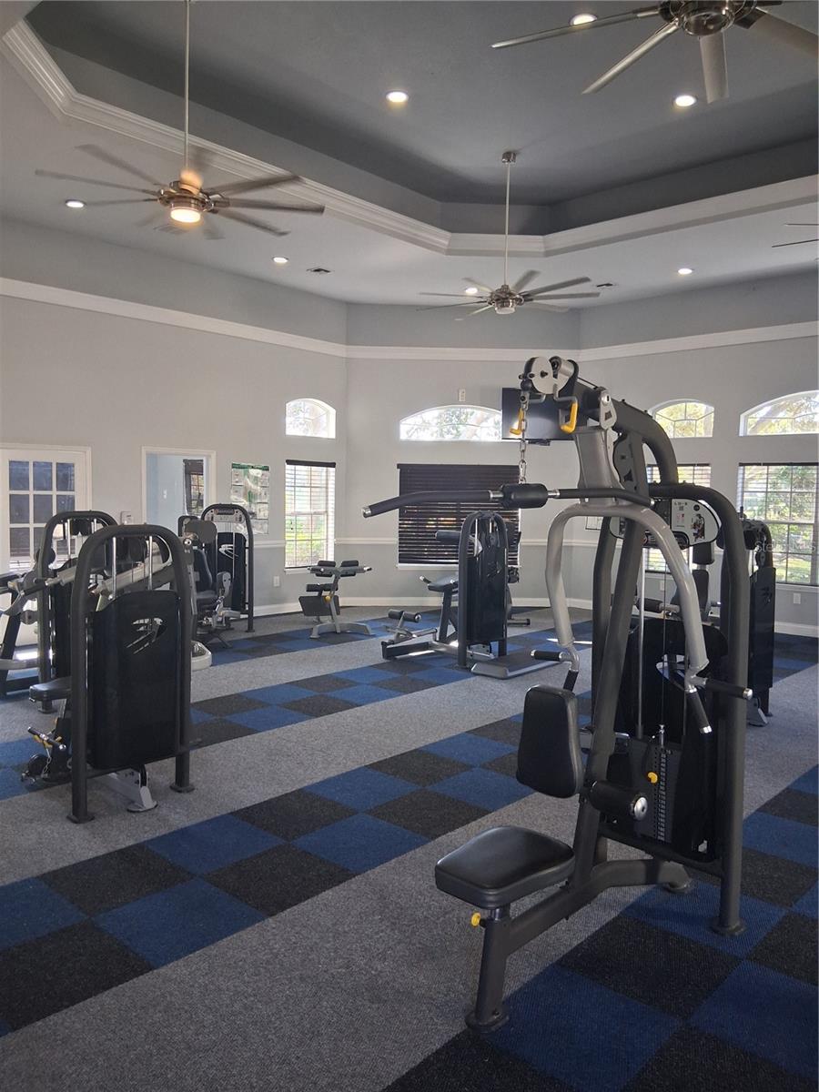 Image 30 of 35 For 13827 Fairway Island Dr.  1213