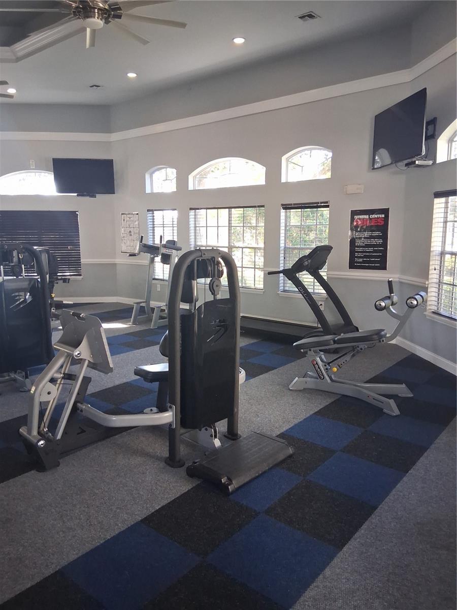 Image 33 of 35 For 13827 Fairway Island Dr.  1213