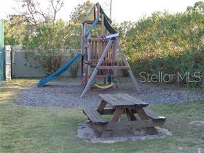 Image 22 of 38 For 720 Caribbean Drive