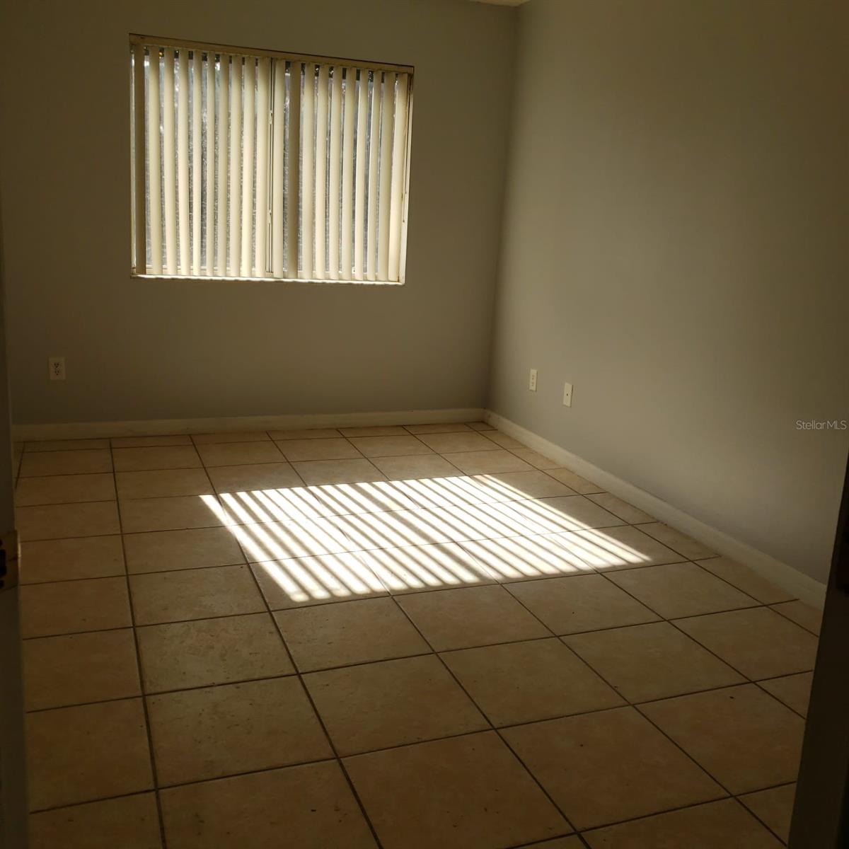 Image 32 of 38 For 720 Caribbean Drive