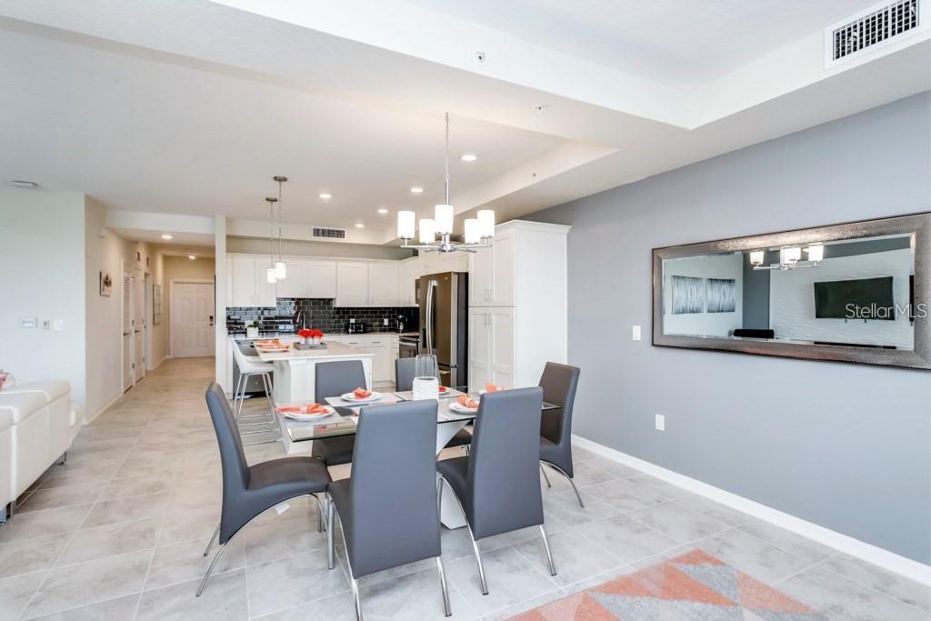 Image 10 of 37 For 3111 Paradox Circle 307