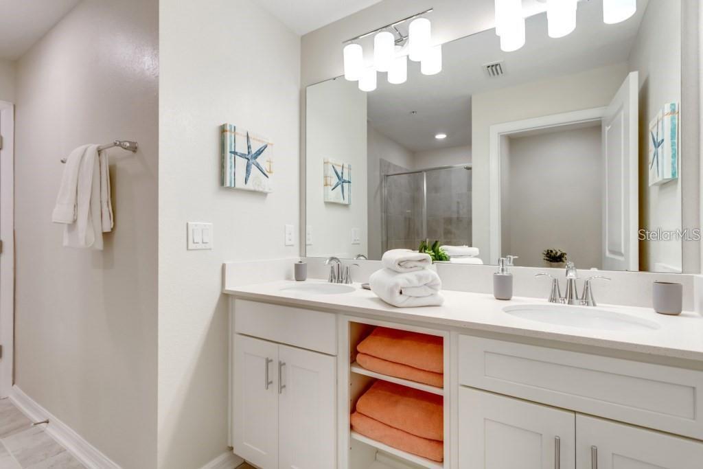 Image 18 of 37 For 3111 Paradox Circle 307