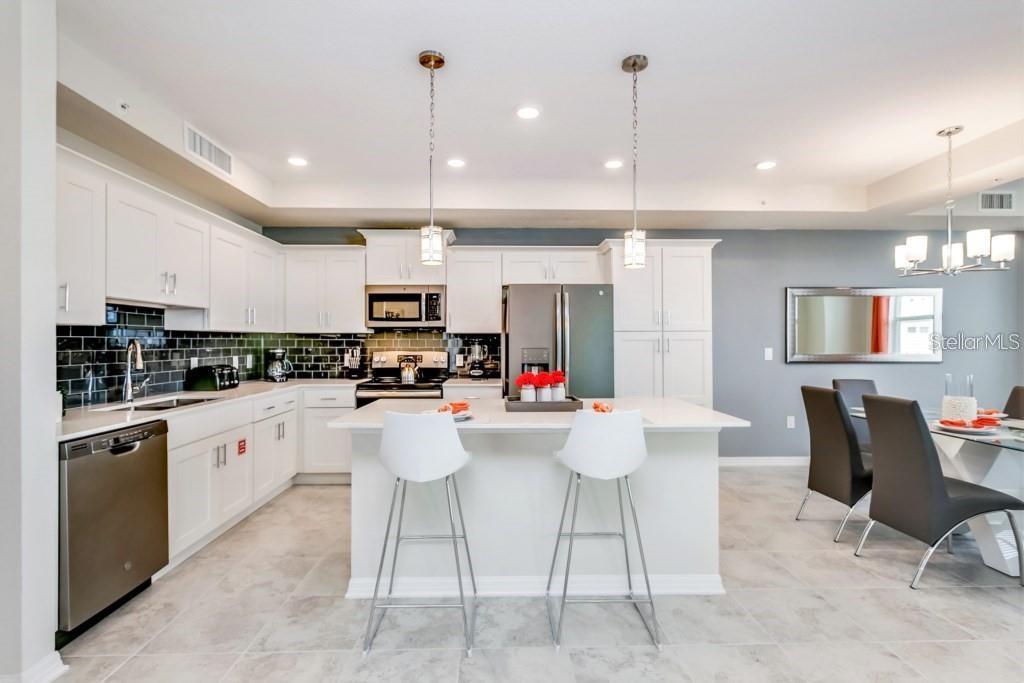 Image 4 of 37 For 3111 Paradox Circle 307