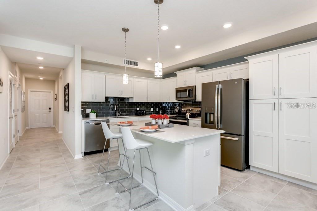 Image 6 of 37 For 3111 Paradox Circle 307