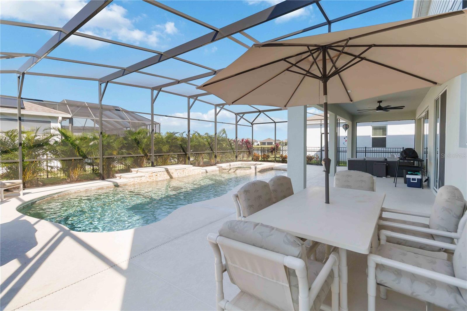 Image 3 of 60 For 2323 Nuthatch St