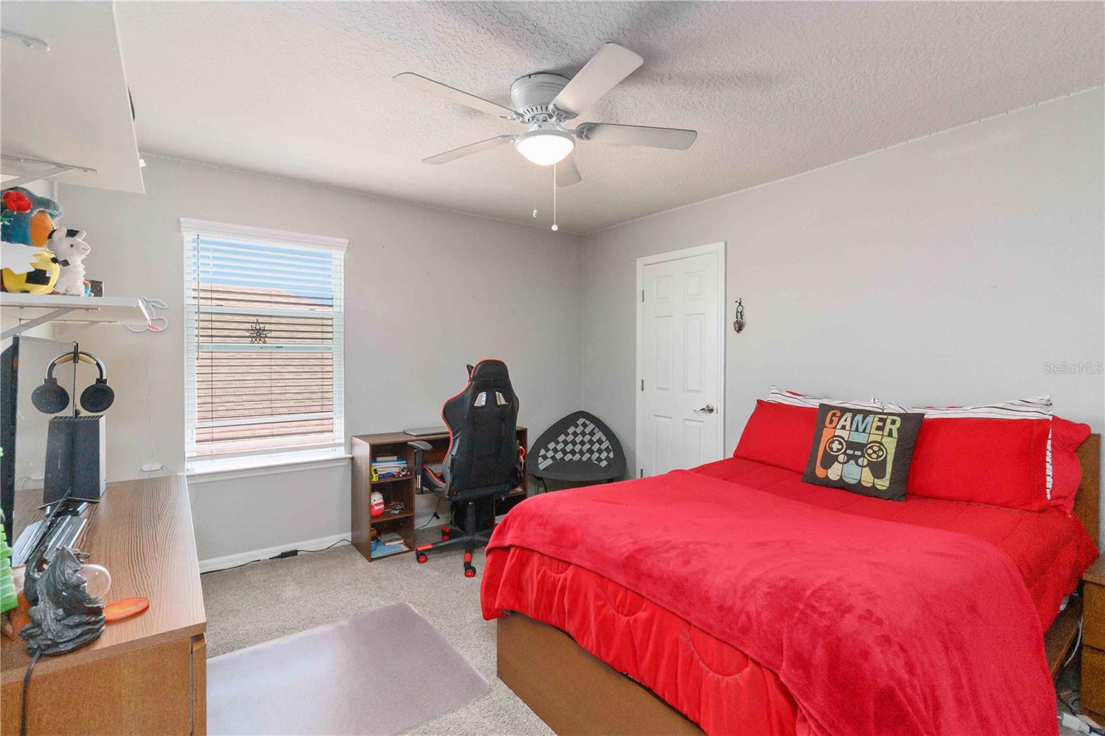 Image 34 of 60 For 2323 Nuthatch St