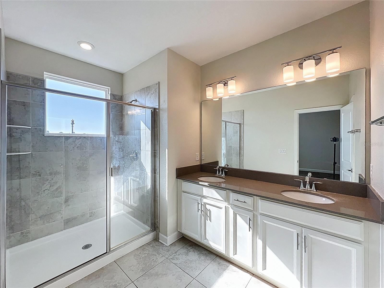 Image 17 of 33 For 4600 Tribute Trail