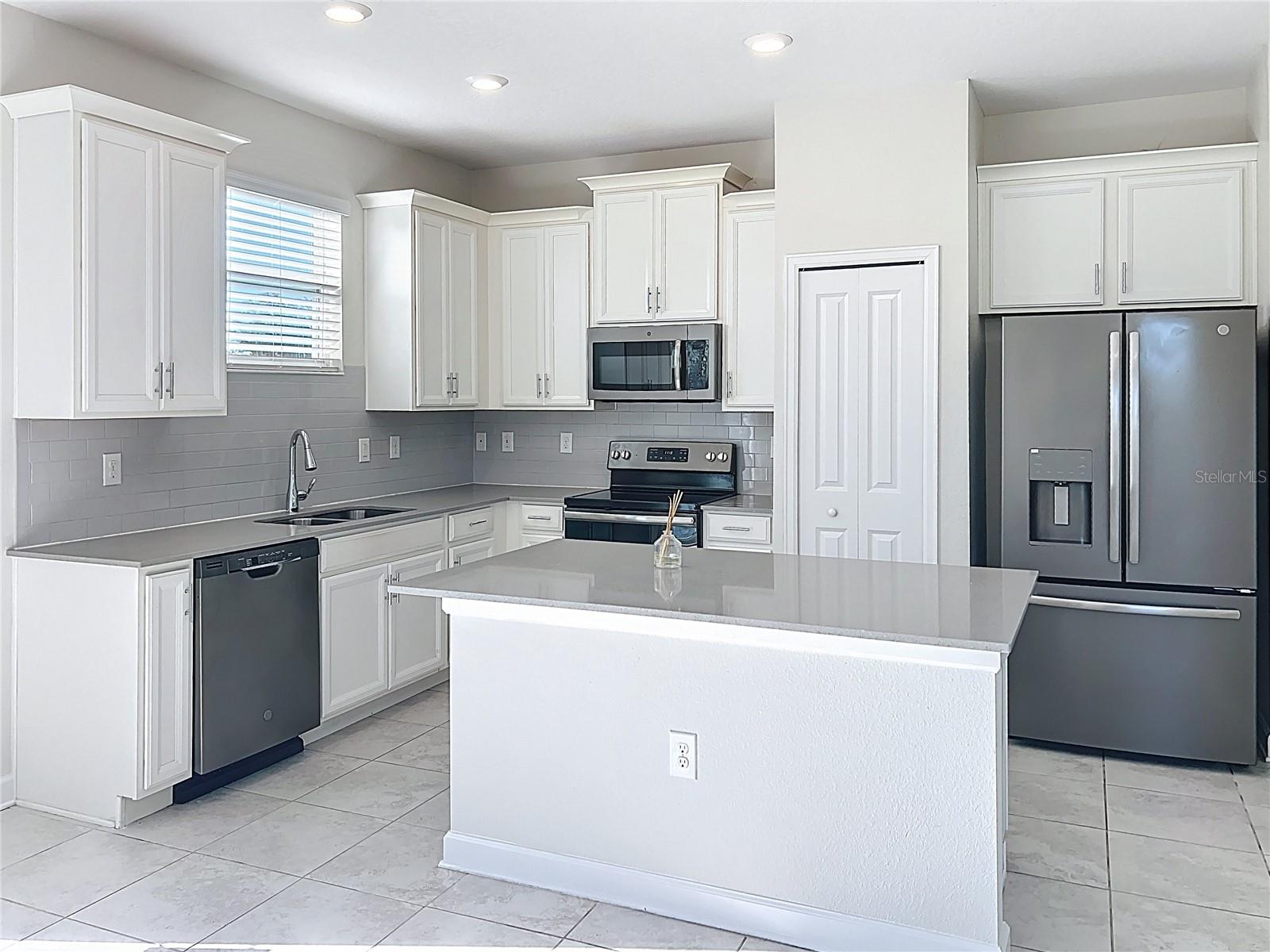 Image 8 of 33 For 4600 Tribute Trail