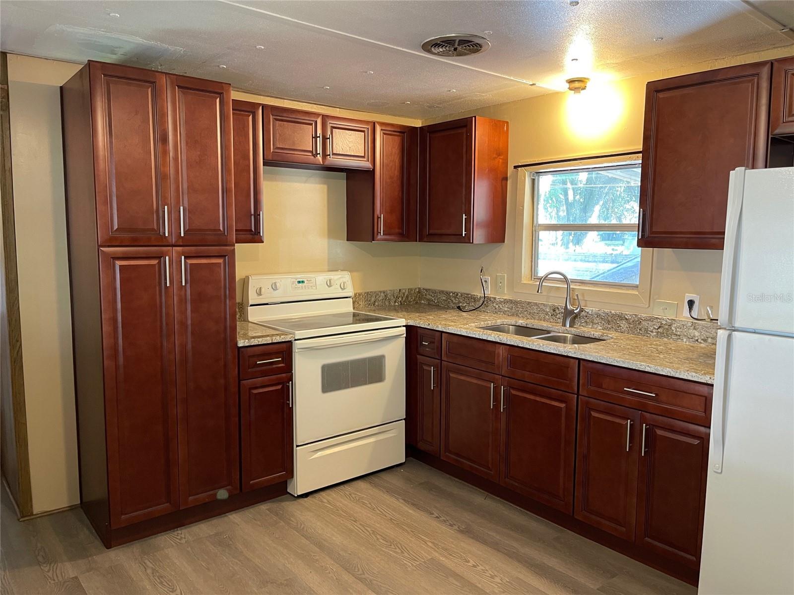 Image 16 of 28 For 3501 Forest Drive