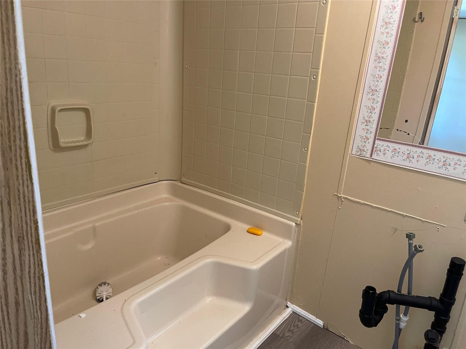 Image 23 of 28 For 3501 Forest Drive