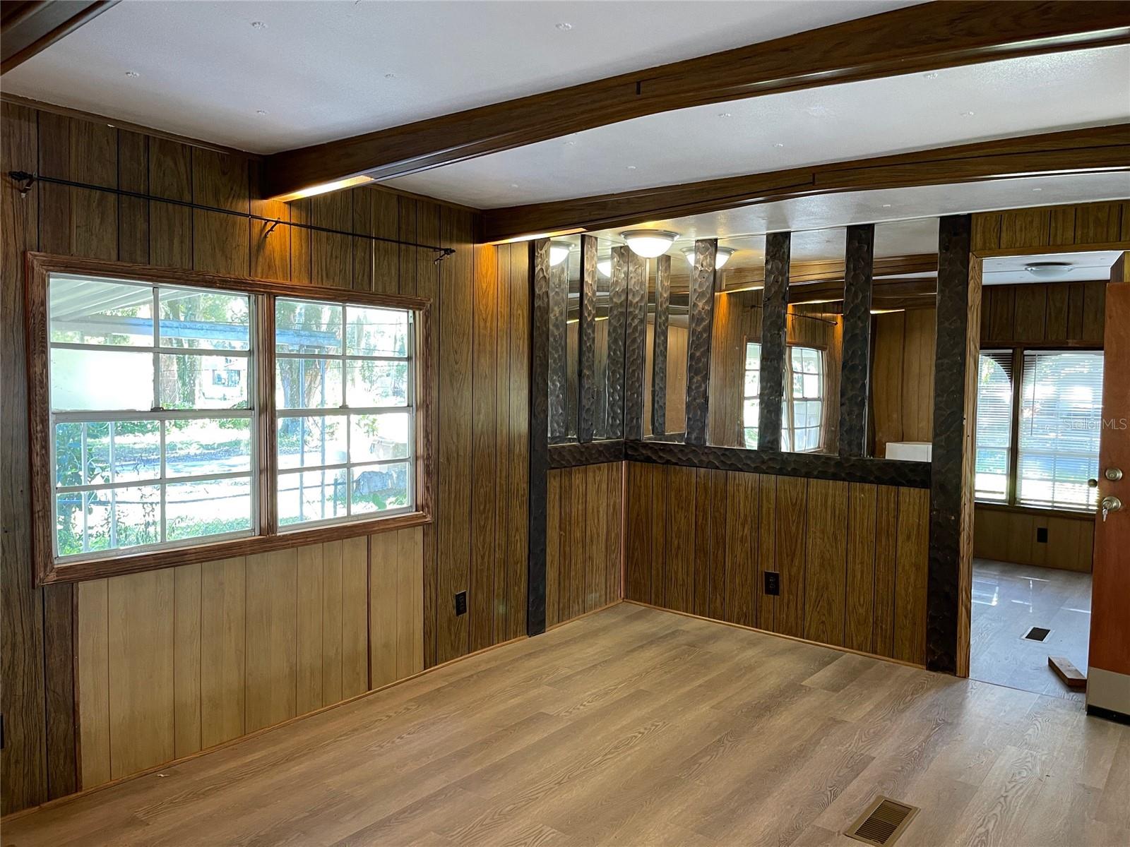 Image 9 of 28 For 3501 Forest Drive