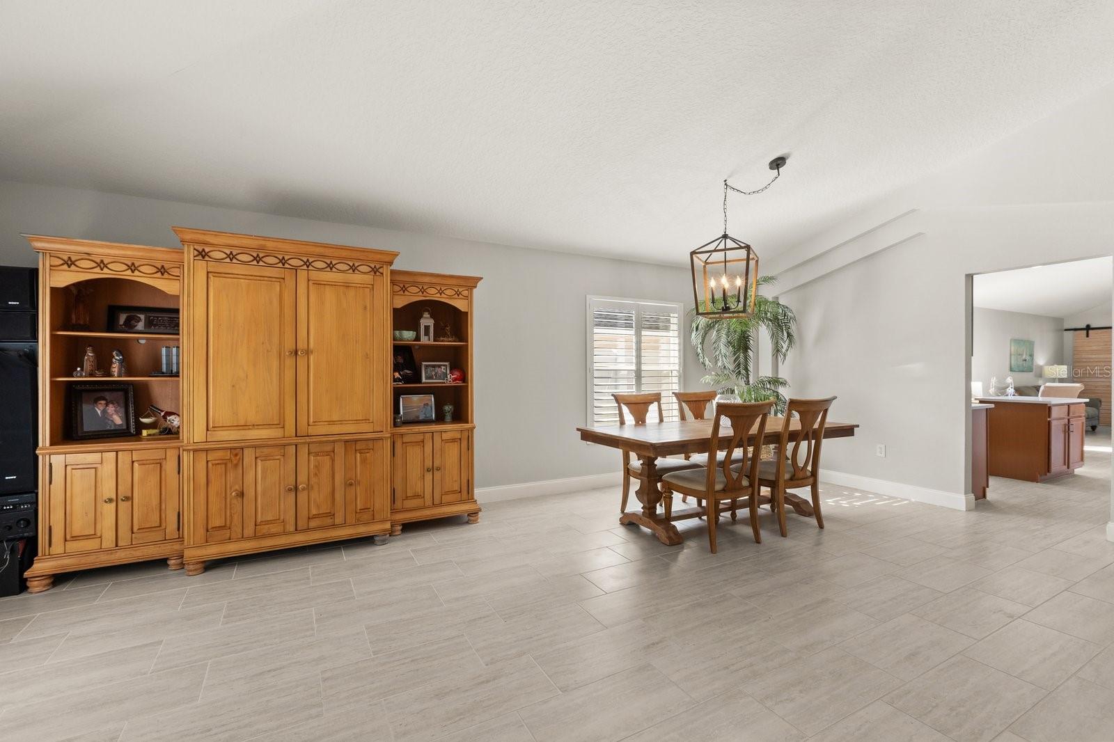 Image 3 of 48 For 3050 Mandolin Drive