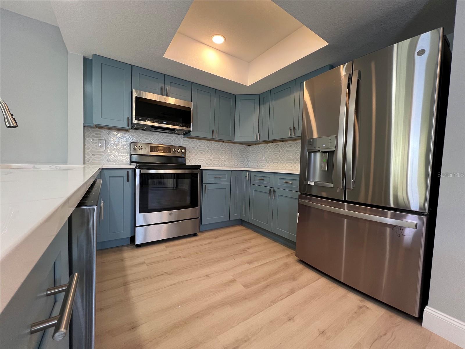 Image 7 of 29 For 7550 Sunshine Skyway Lane S P11