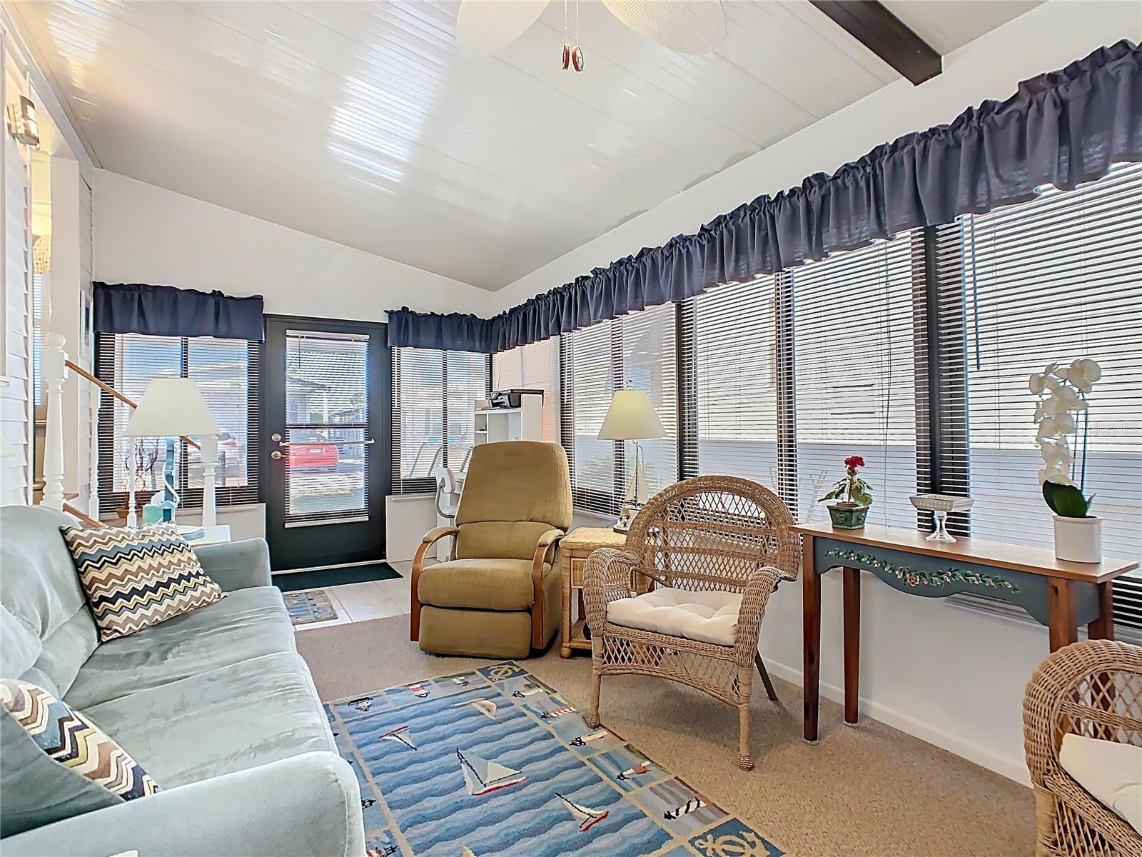 Image 10 of 34 For 9000 Us Hwy 192 293