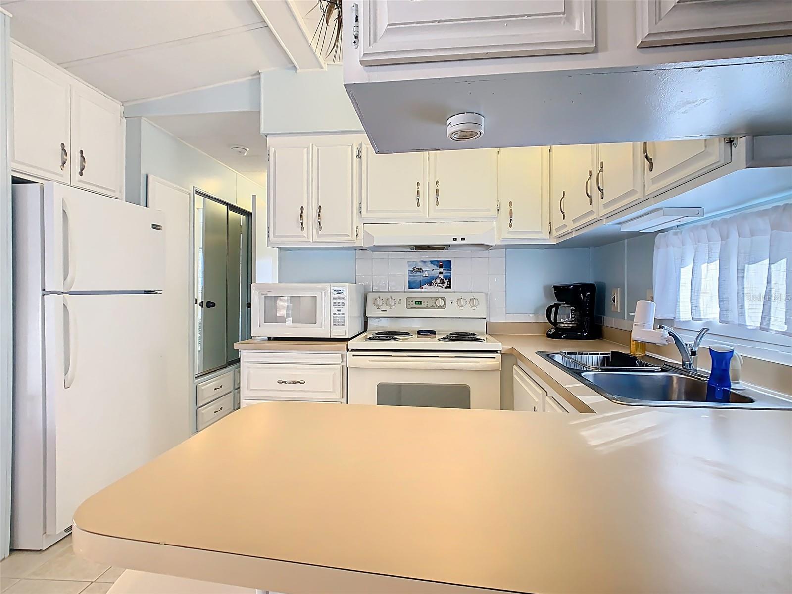 Image 16 of 34 For 9000 Us Hwy 192 293