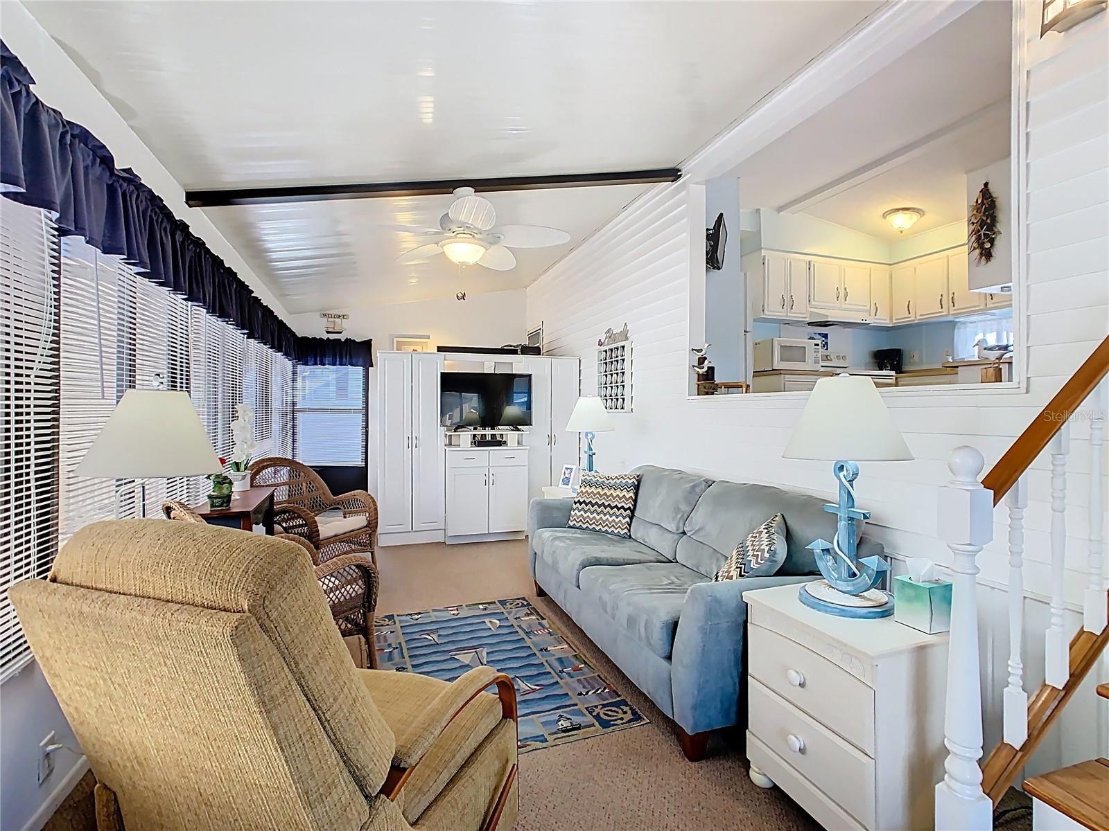 Image 2 of 34 For 9000 Us Hwy 192 293