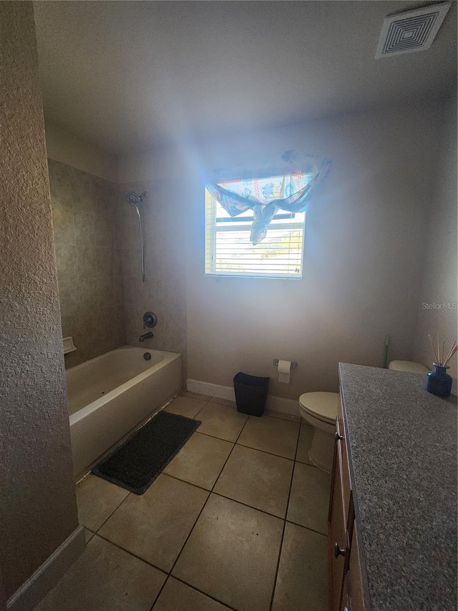 Image 18 of 26 For 2852 Eastham Lane