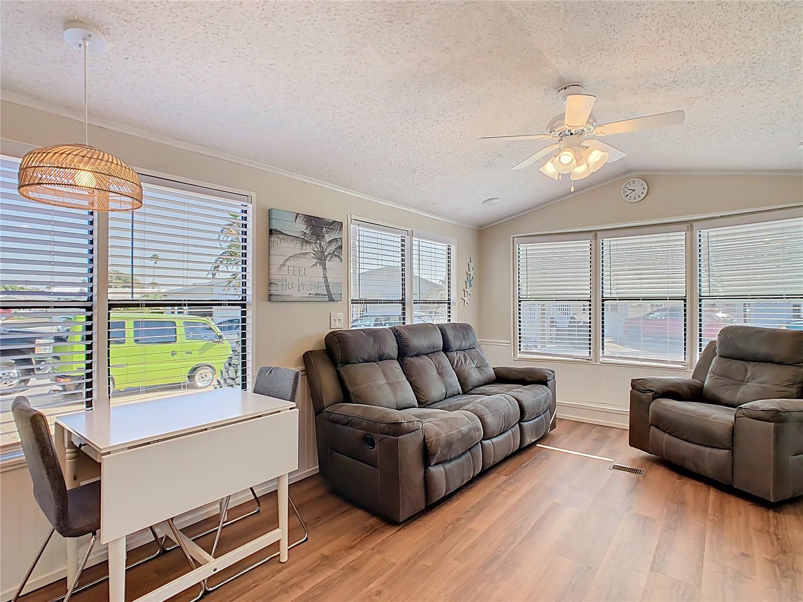 Image 15 of 27 For 9000 Us Hwy 192  105