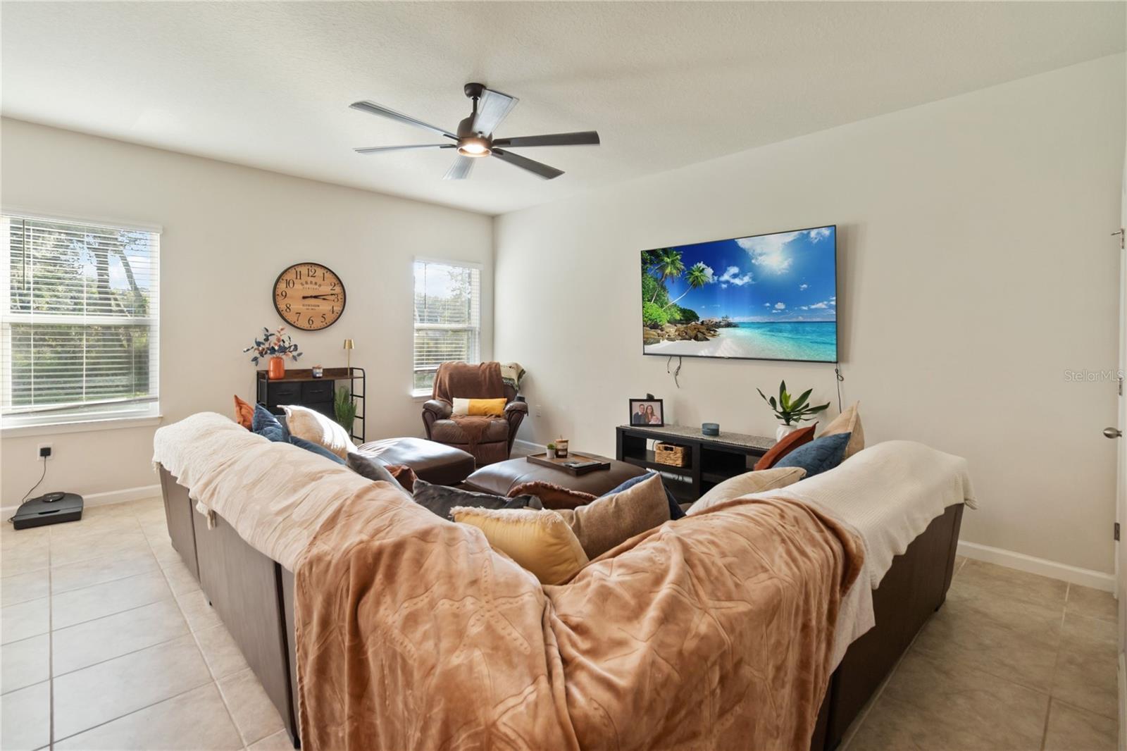 Image 7 of 28 For 3002 Slough Creek Drive