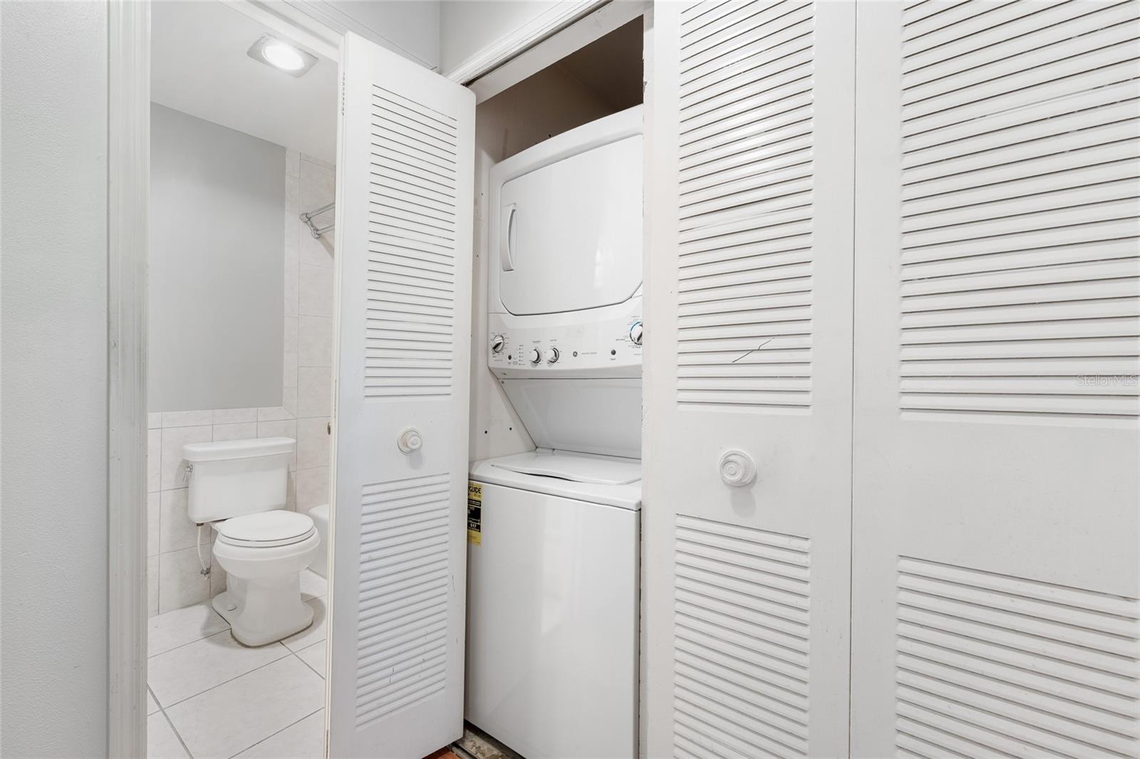 Image 14 of 29 For 2228 Ohara Court 1052