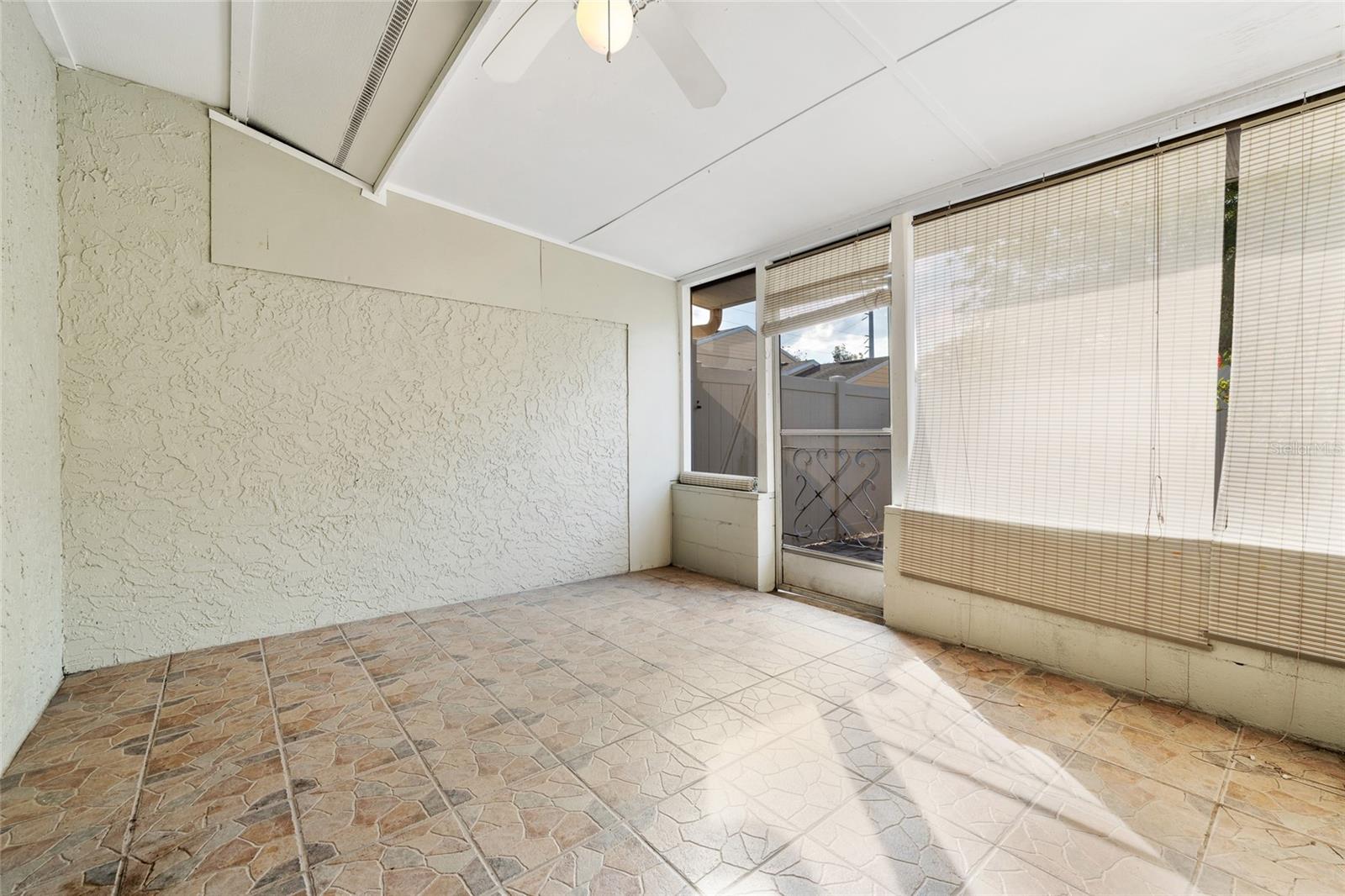 Image 15 of 29 For 2228 Ohara Court 1052