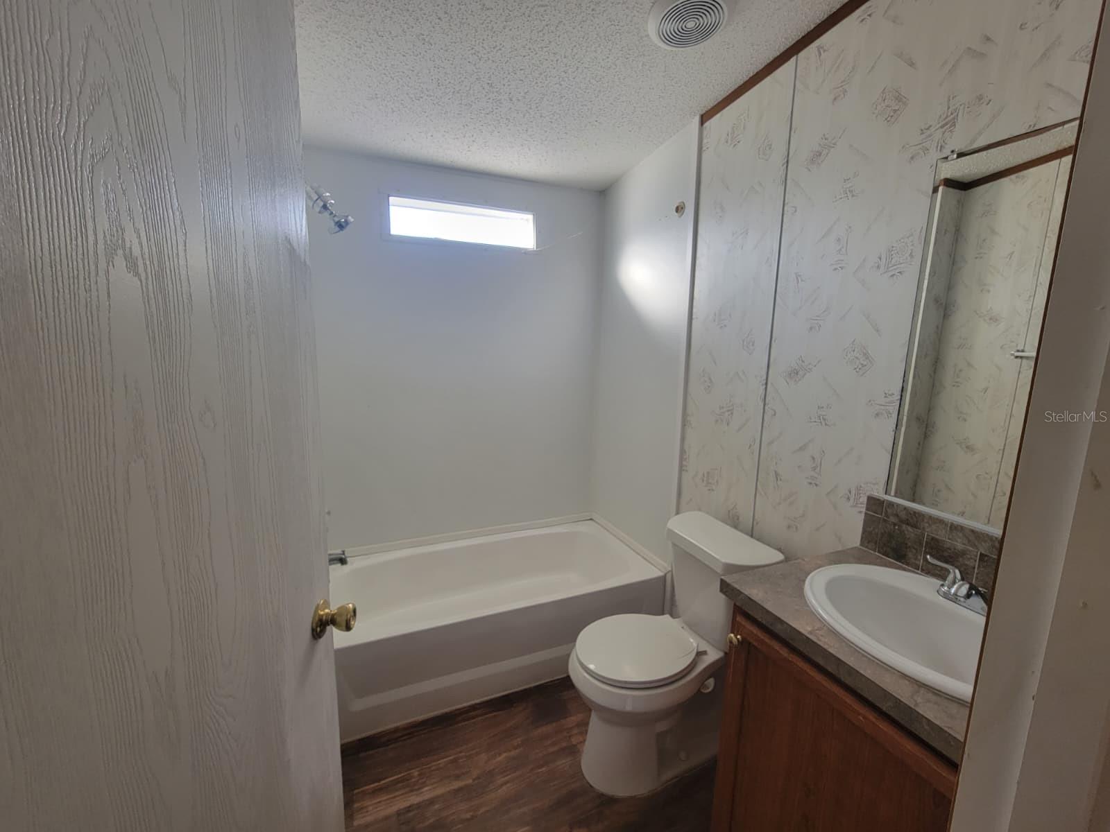 Image 20 of 28 For 4541 Deer Run Run