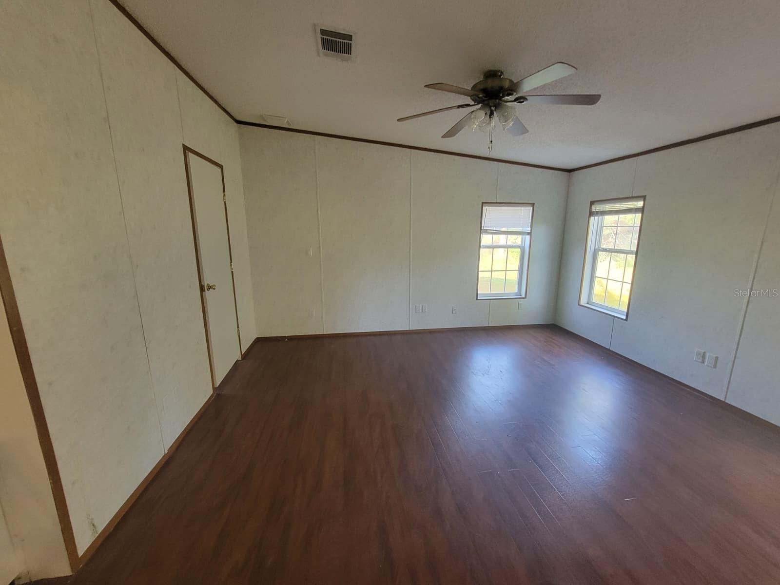 Image 6 of 28 For 4541 Deer Run Run