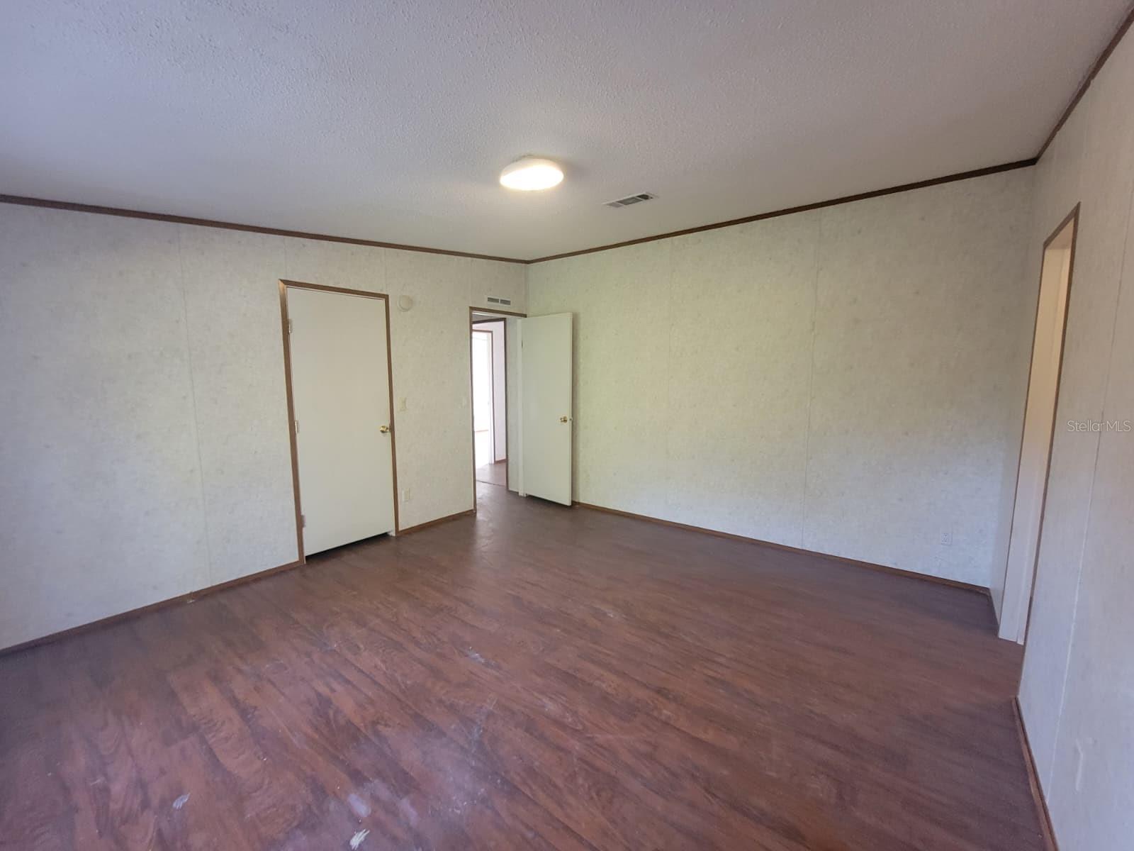 Image 9 of 28 For 4541 Deer Run Run