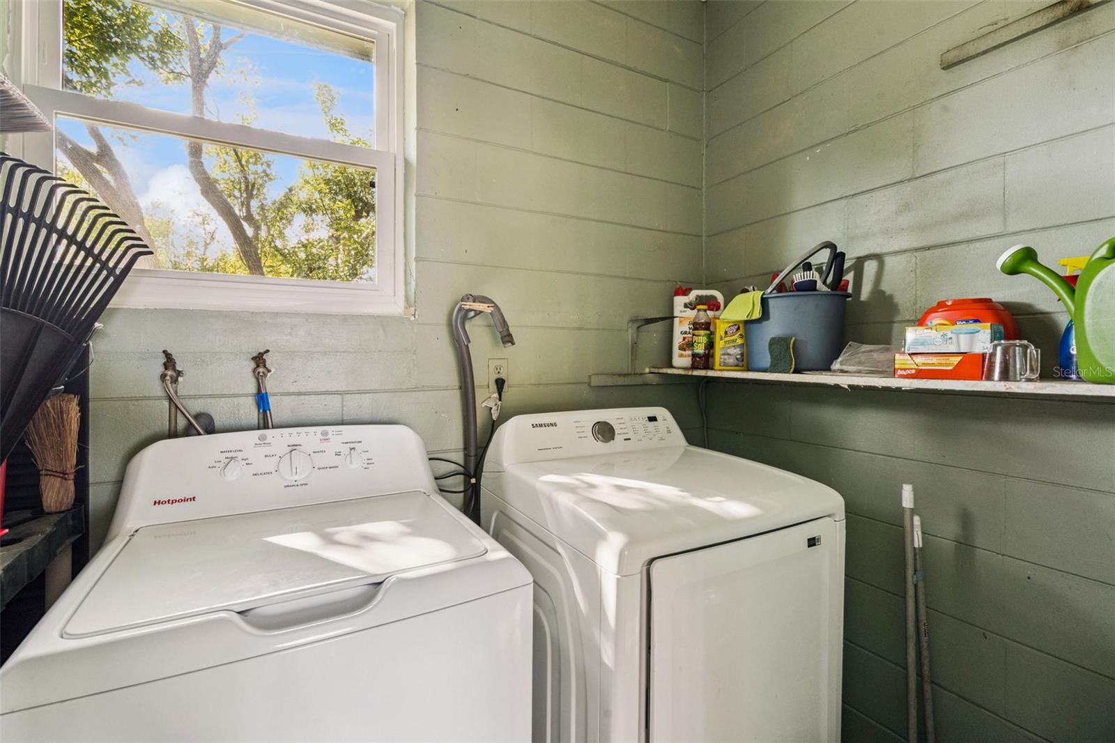 Listing photo id 19 for 1801 Lakeshore Boulevard