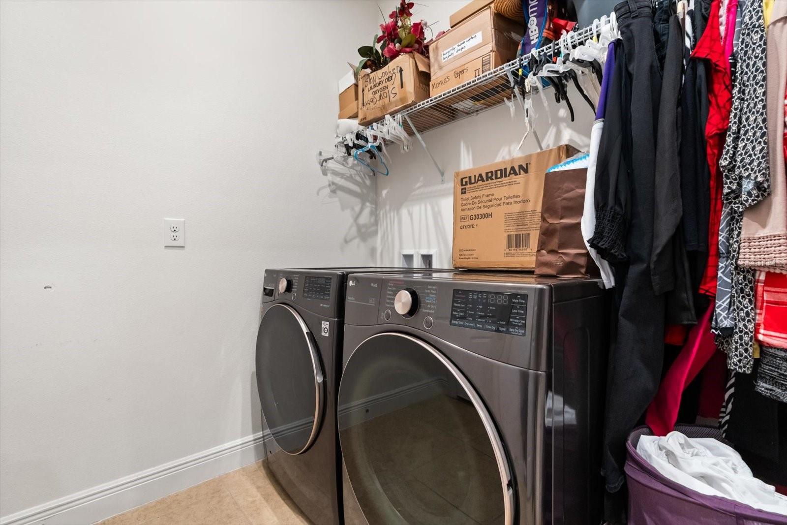 Image 14 of 37 For 2598 Trielle Avenue