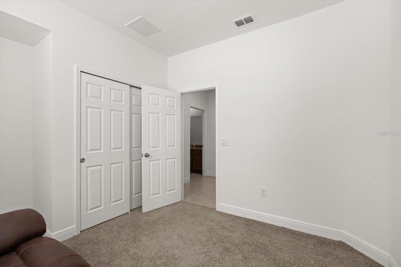 Image 23 of 37 For 2598 Trielle Avenue