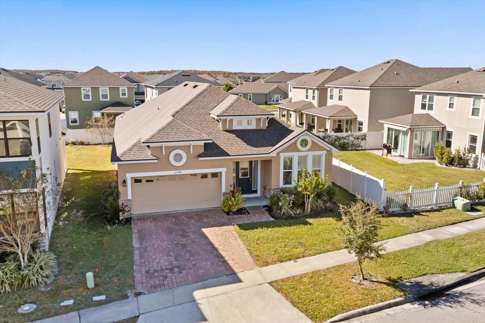 Image 29 of 37 For 2598 Trielle Avenue