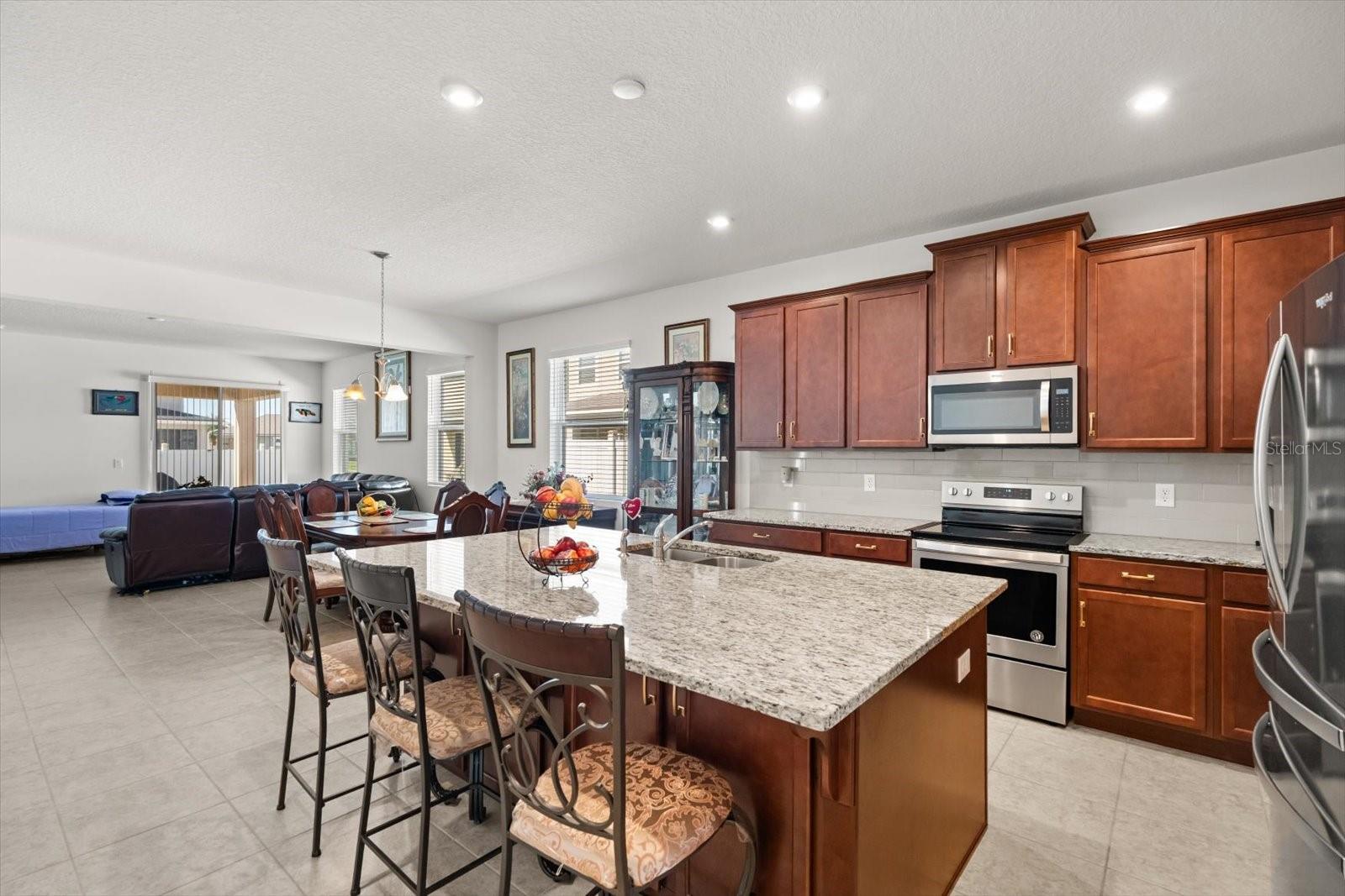 Image 6 of 37 For 2598 Trielle Avenue