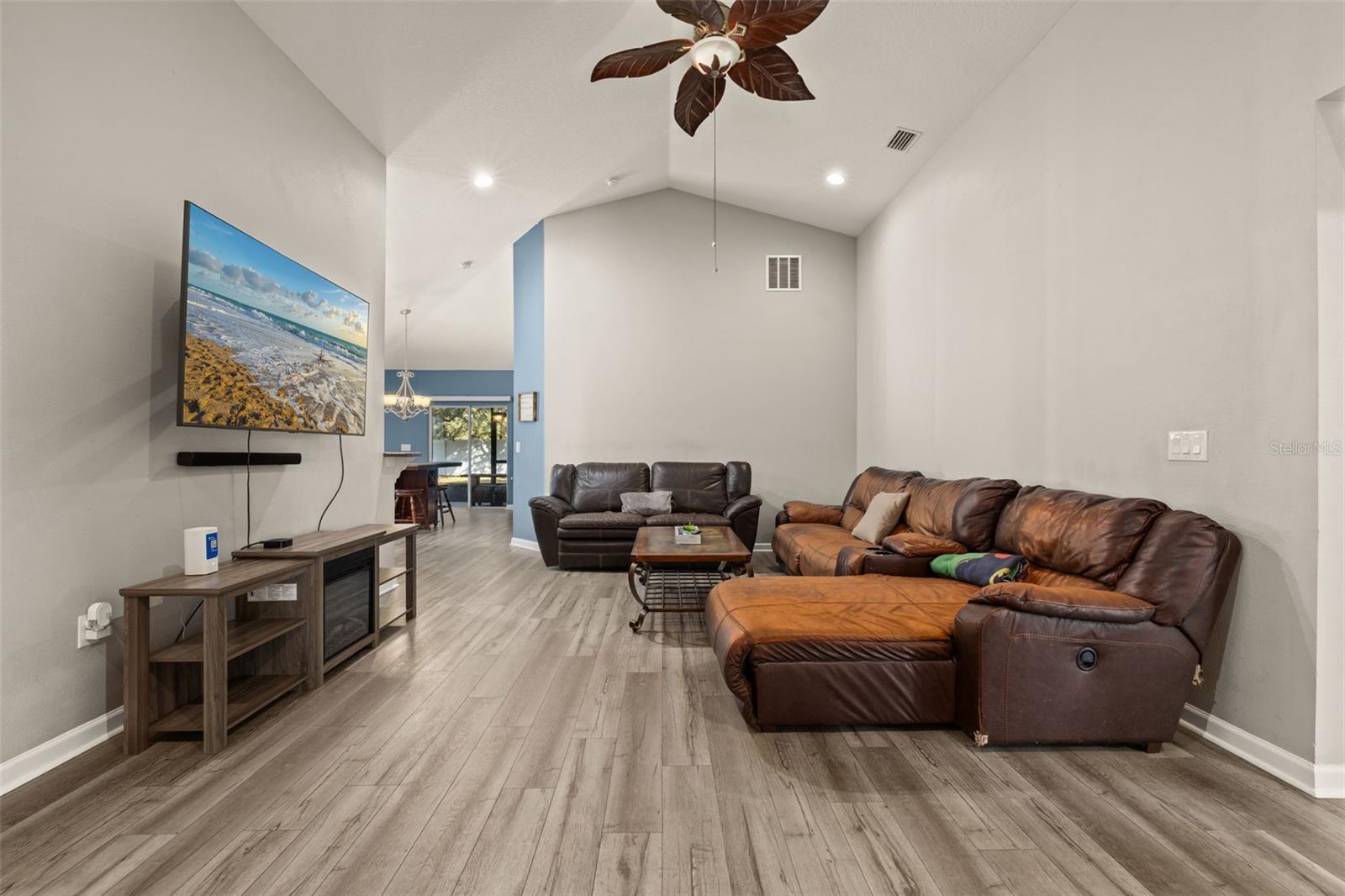 Image 13 of 61 For 3511 Joslin Way