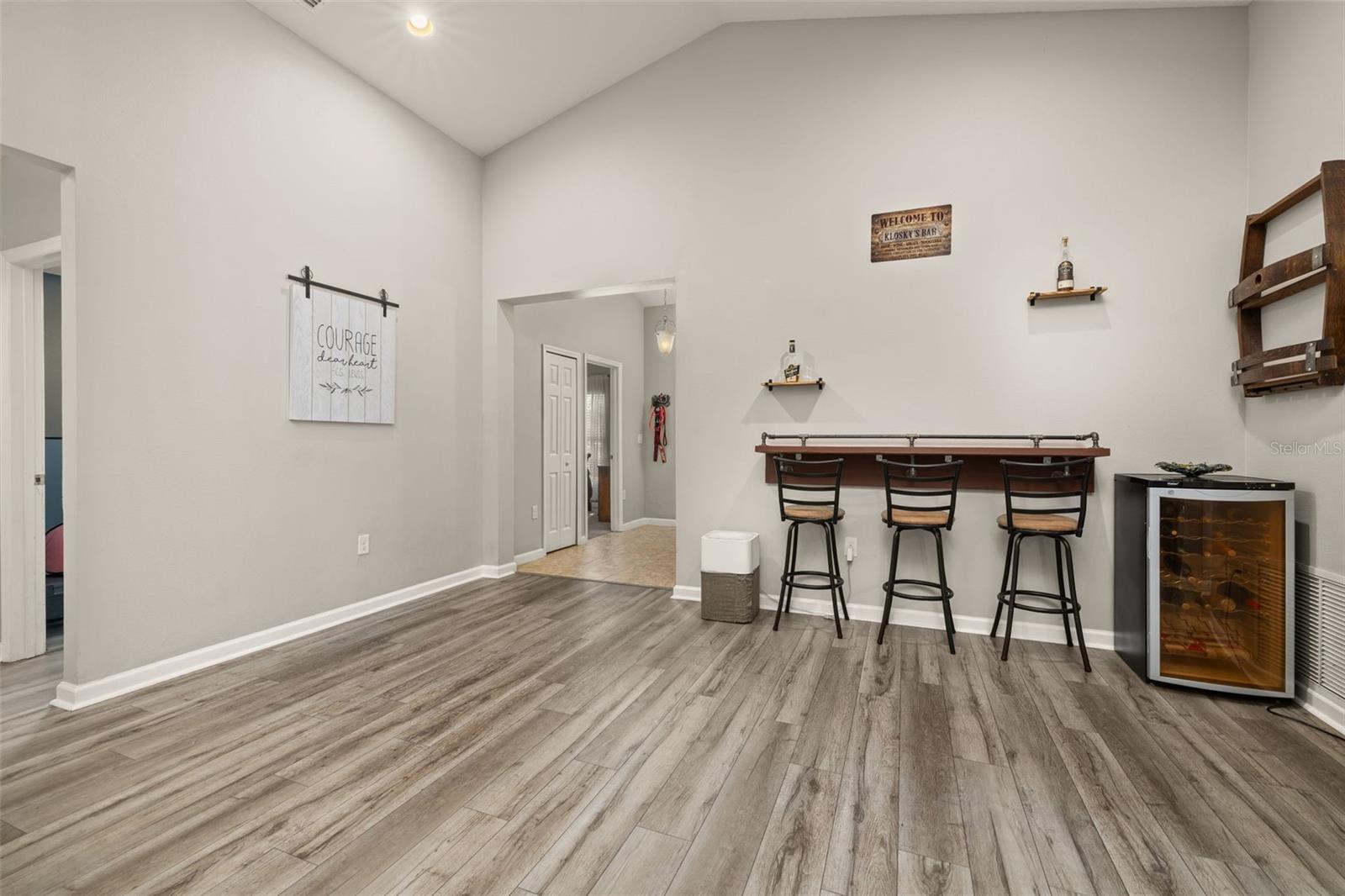 Image 14 of 61 For 3511 Joslin Way