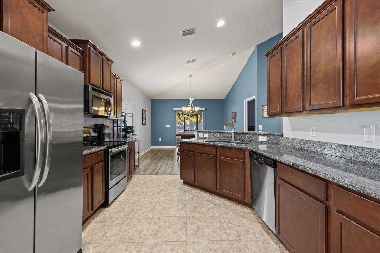 Image 23 of 61 For 3511 Joslin Way