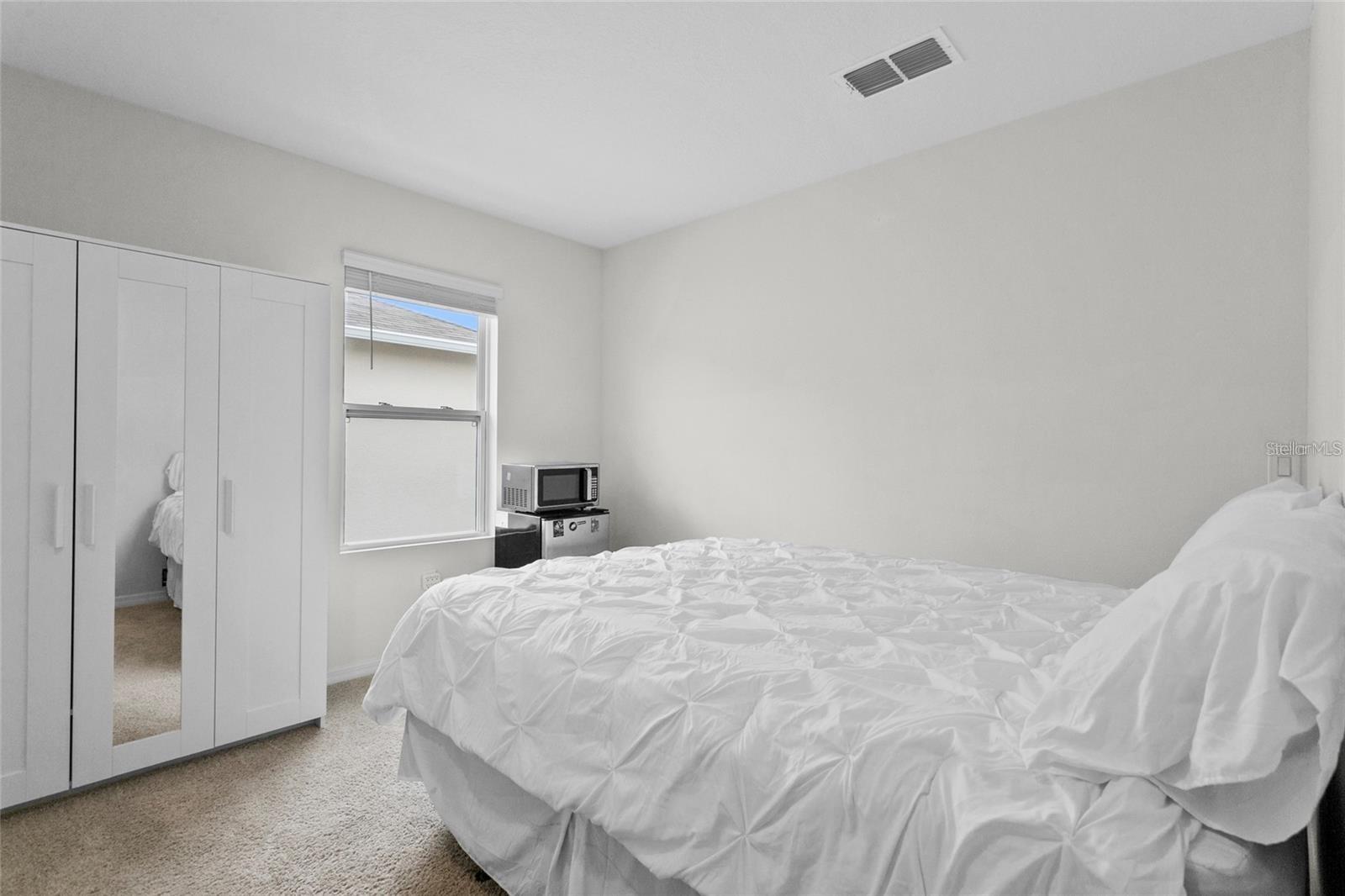 Image 14 of 27 For 1872 Rustic Falls Drive