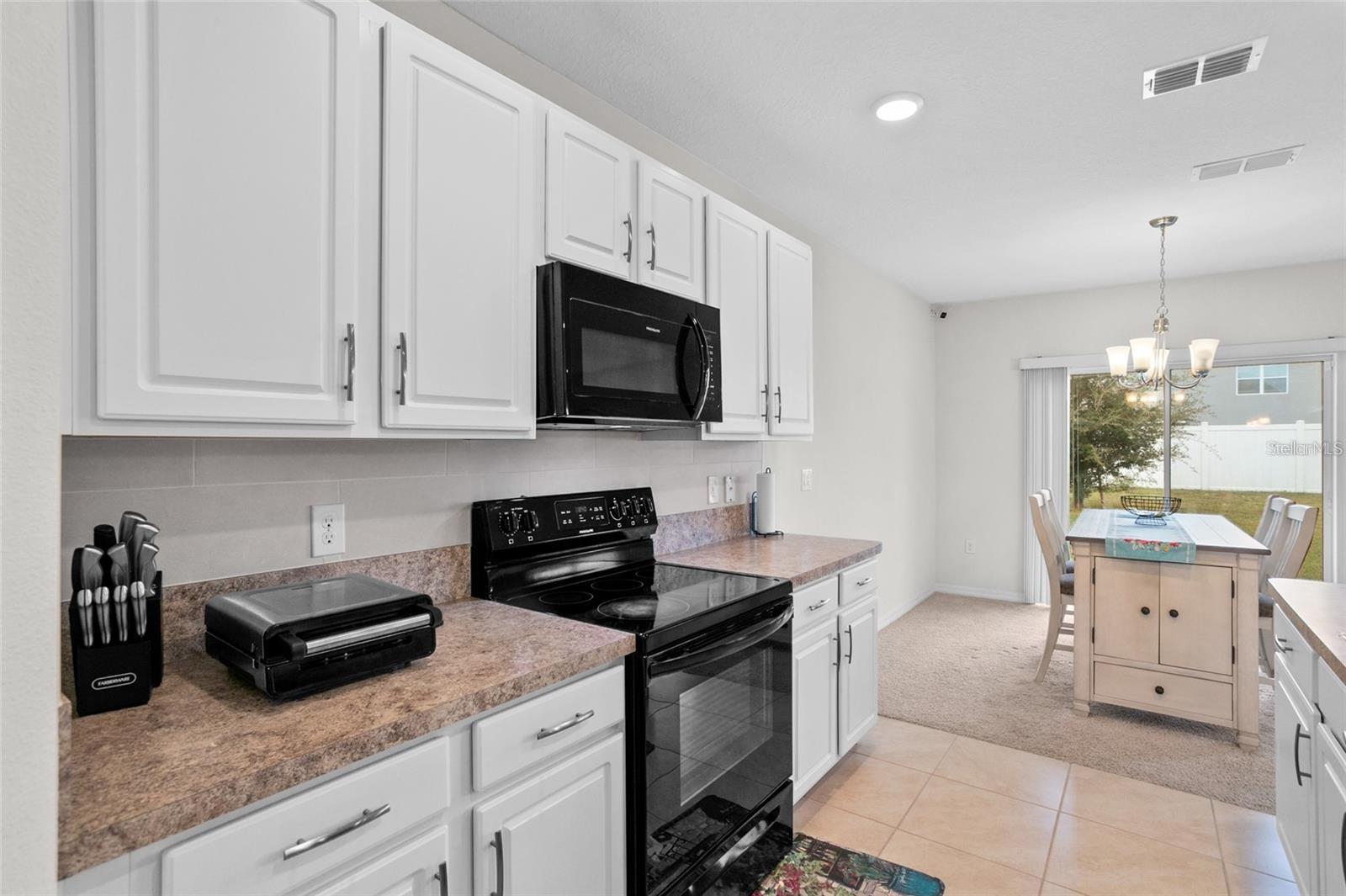 Image 6 of 27 For 1872 Rustic Falls Drive