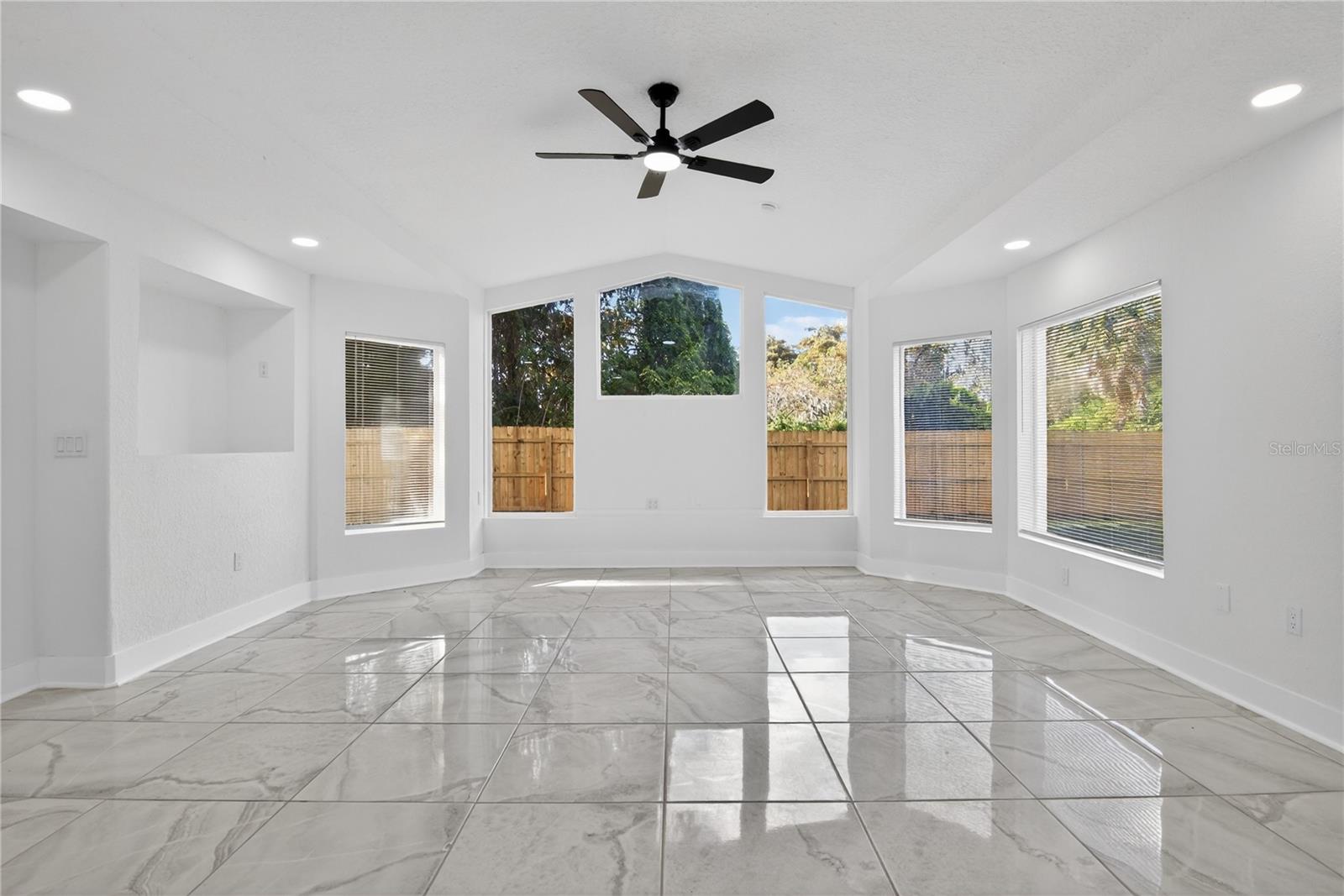 Image 19 of 57 For 3833 Ironwedge Drive