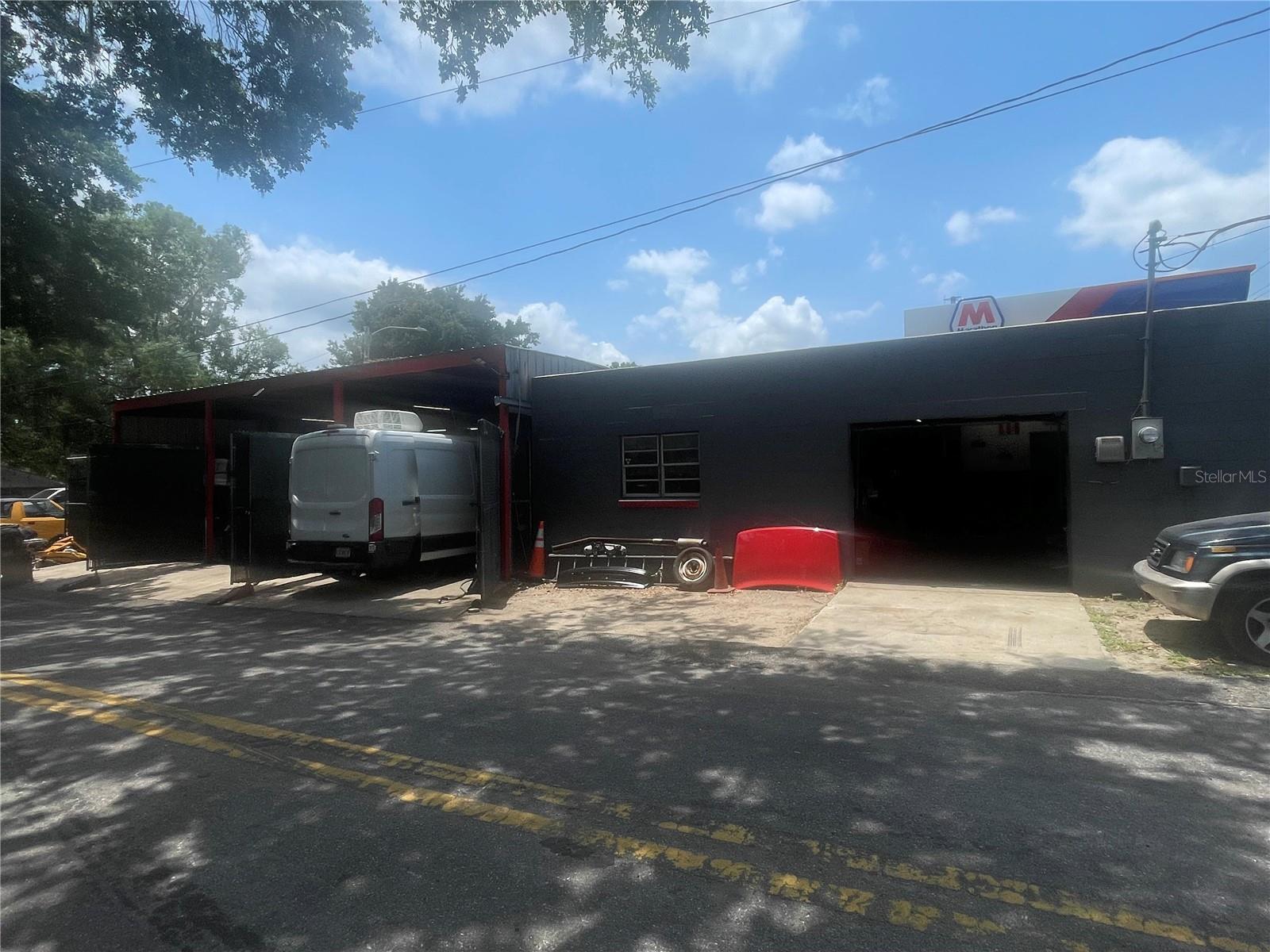 Image 5 of 12 For 732 Broadway Street