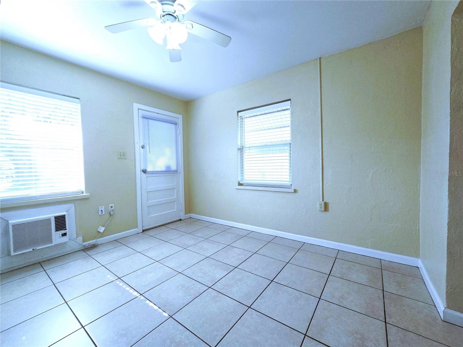 Image 6 of 29 For 1109 Pennsylvania Avenue