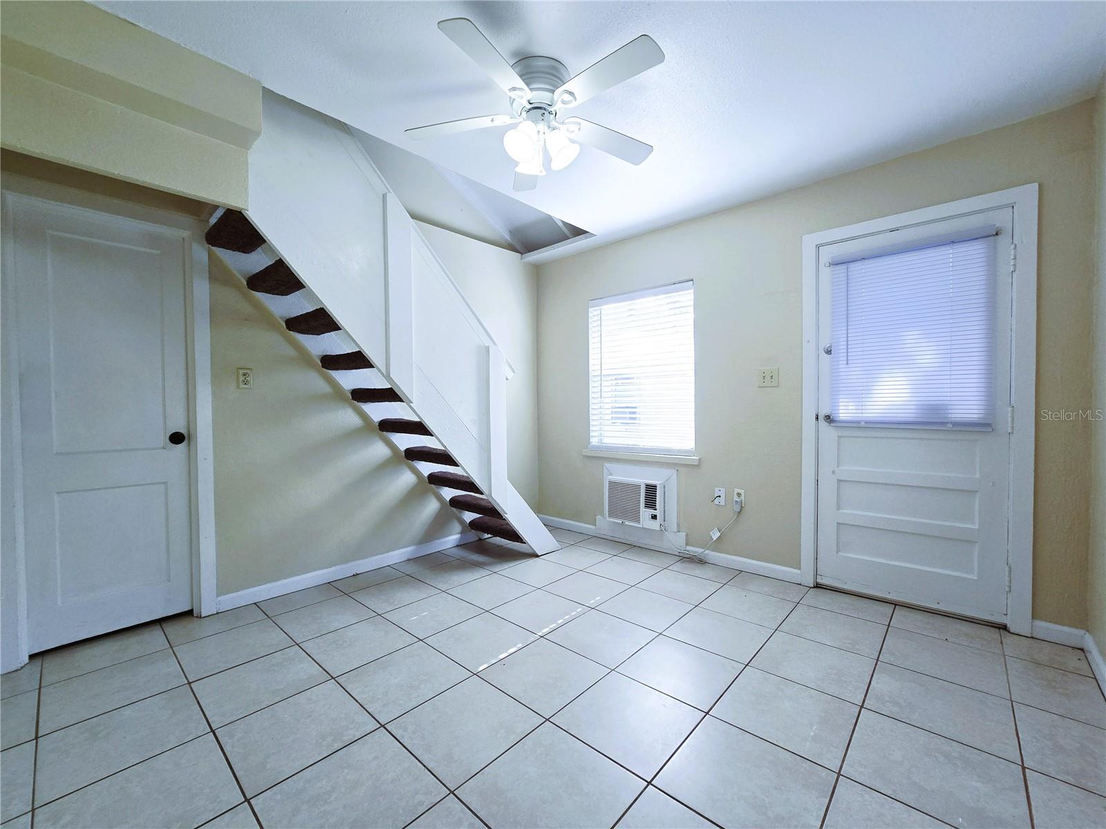 Image 7 of 29 For 1109 Pennsylvania Avenue