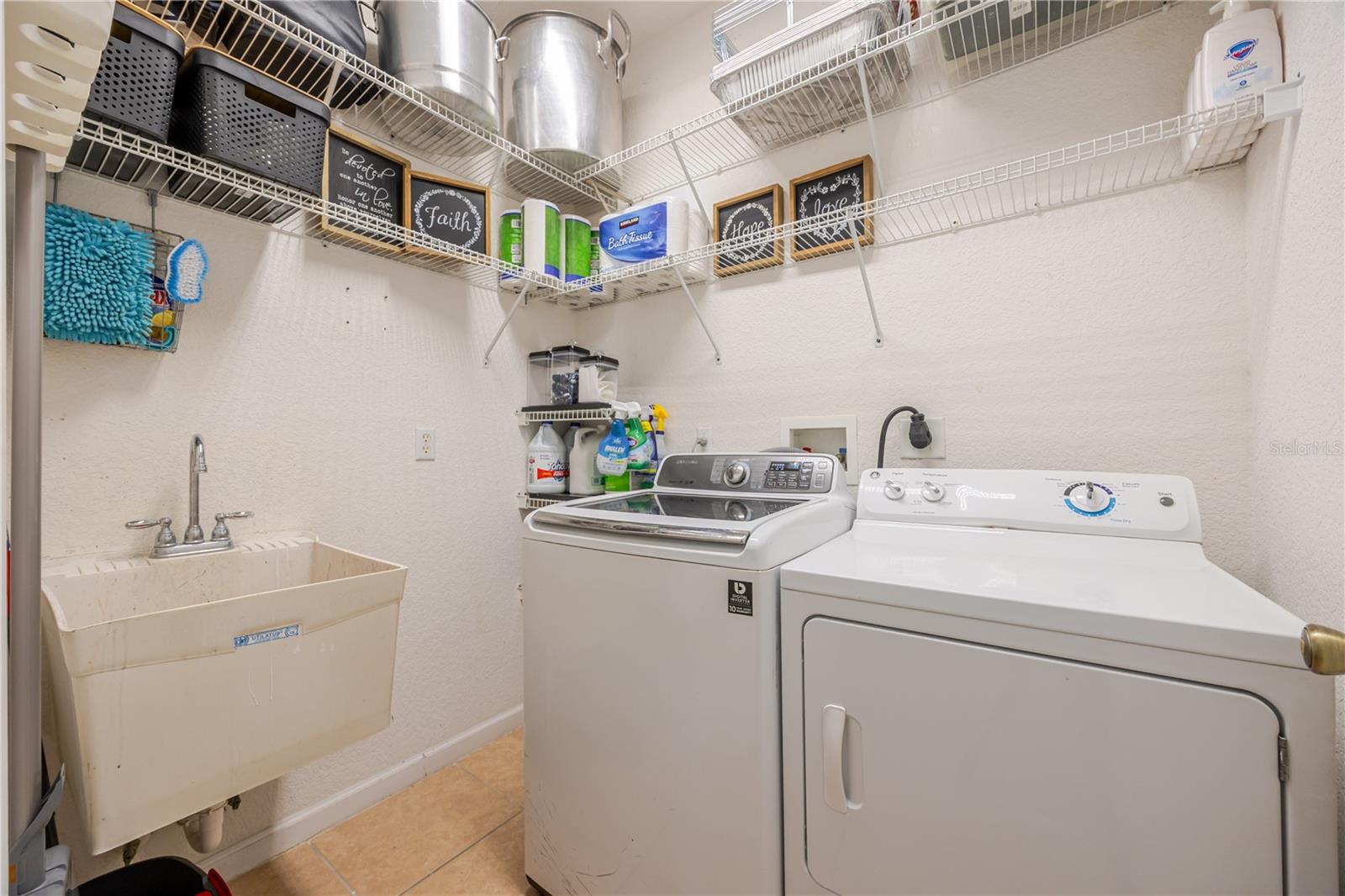 Image 13 of 38 For 3571 Maple Ridge Loop 1