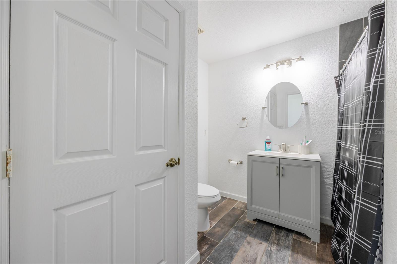 Image 26 of 38 For 3571 Maple Ridge Loop 1