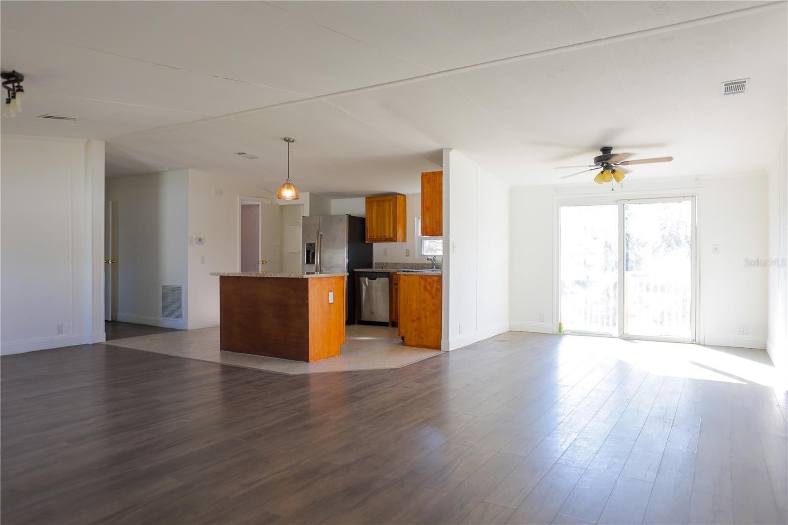 Image 12 of 35 For 14774 Congress Street