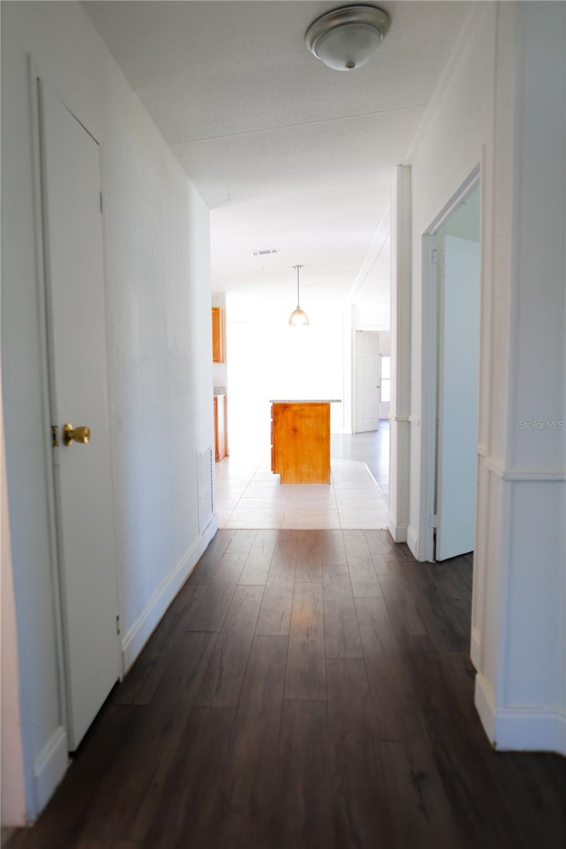 Image 24 of 35 For 14774 Congress Street